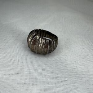 Sterling Silver - MODERN Fluted Ribbed Dome Ring Size 9, 10.93 G Brutalist Style